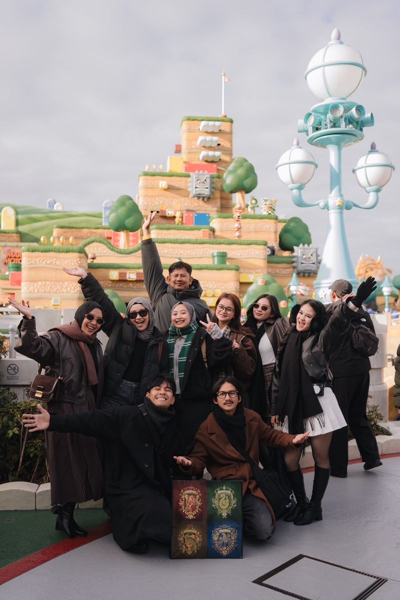 Matetala group traveling together